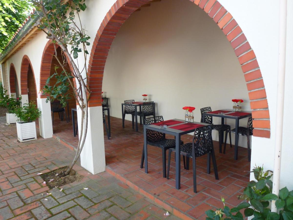 Logis Hotel L'Arche De Noe Bagian luar foto
